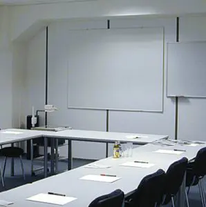 Schulungsraum by Braintop Fortbildung Weiterbildung Ausbildung in Köln